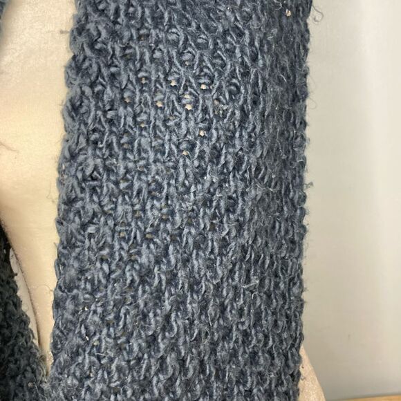 2 Unbranded Chunky Knit Scarves, Infinity Loop Scarf, Navy Blue & Rust Orange - Picture 6 of 10